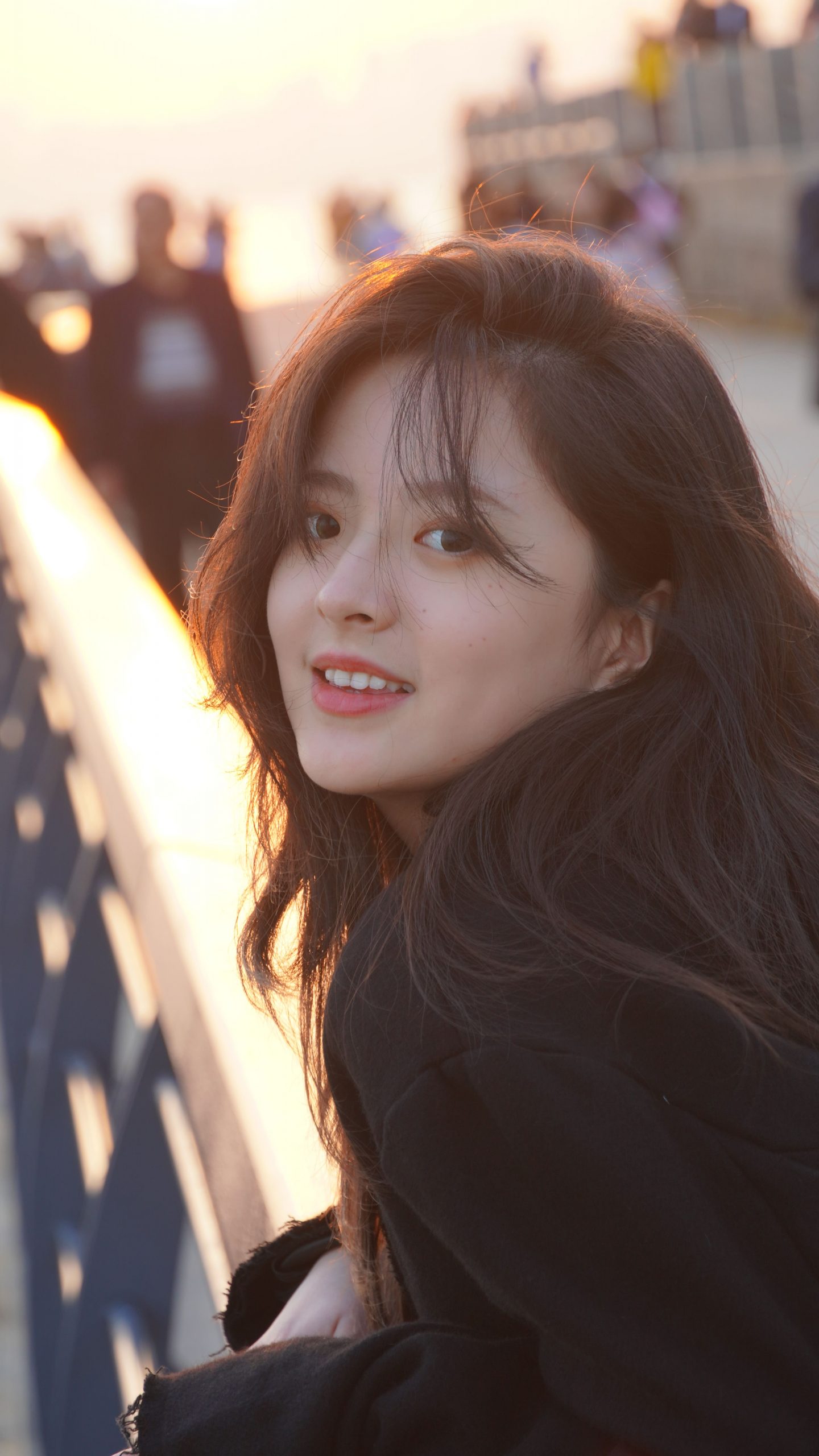 Feiyan Zhang
